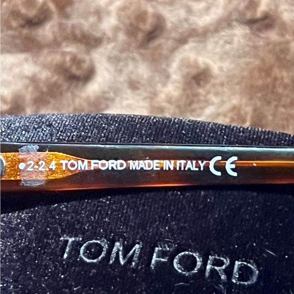 Authentic Tom Ford Sunglasses - Picture 4 of 6